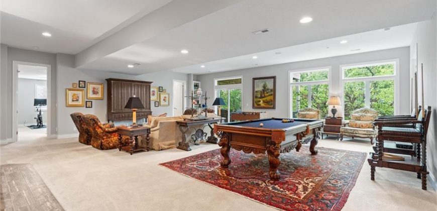 Homes for Sale in Parkville, MO 64152 | 6325  Edgewater Drive