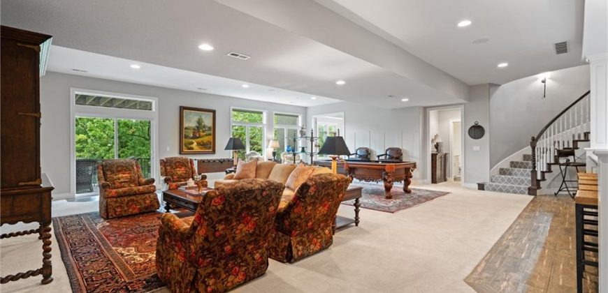 Homes for Sale in Parkville, MO 64152 | 6325  Edgewater Drive