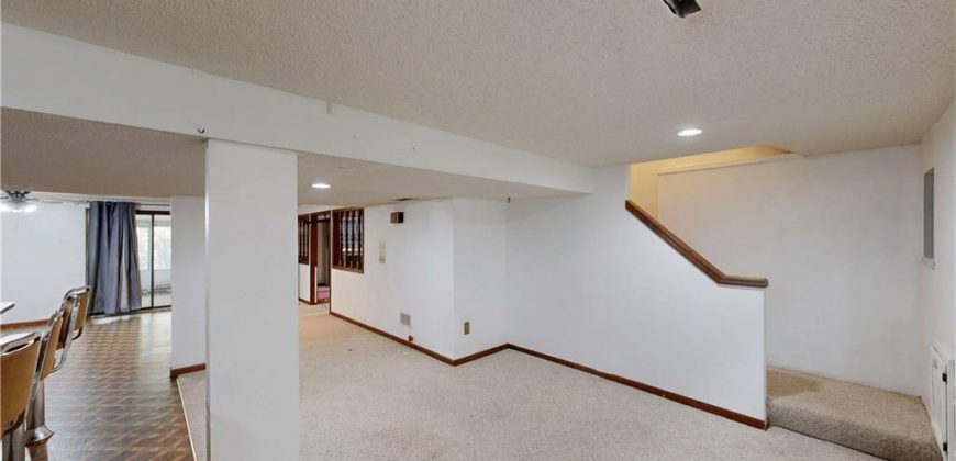 Homes for Sale in Kansas City, MO 64118 | 600 NW 66th Street