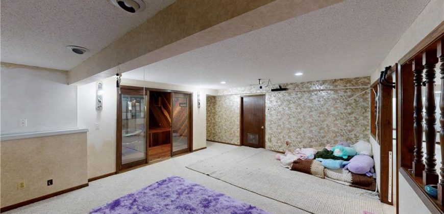 Homes for Sale in Kansas City, MO 64118 | 600 NW 66th Street