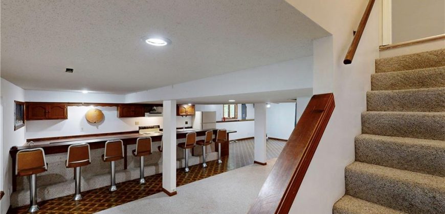 Homes for Sale in Kansas City, MO 64118 | 600 NW 66th Street