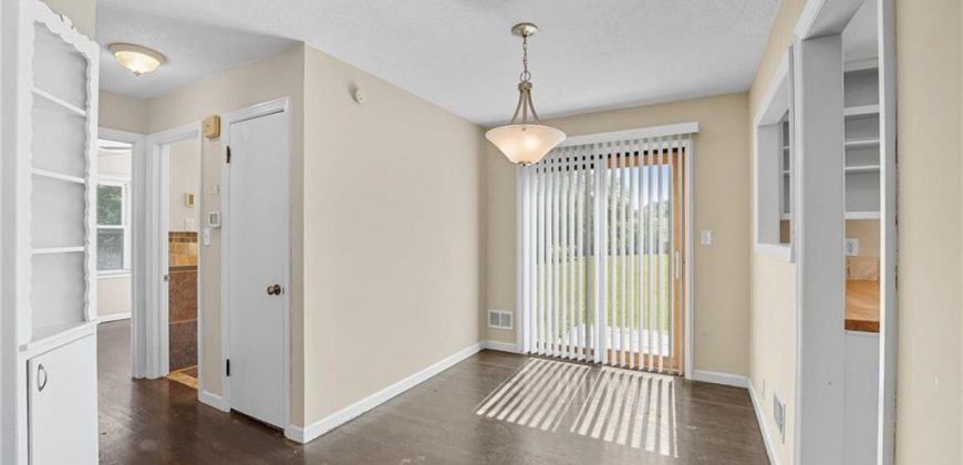 Homes for Sale in Gladstone, MO 64118 | 801 NE 76th Street