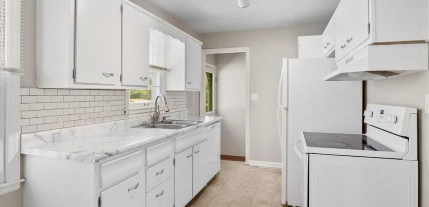 Homes for Sale in Kansas City, MO 64117 | 5312 NE 44th Street