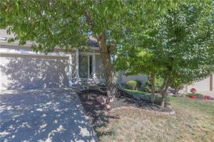 6332-NW-82-Court-mls-2579103-image-1