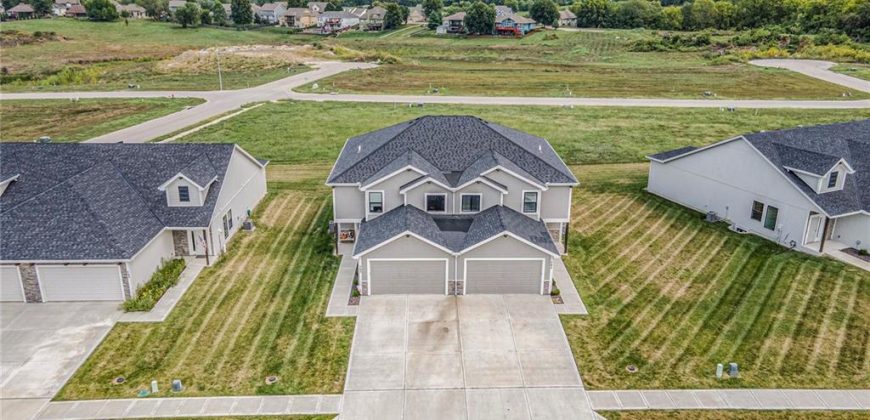 Homes for Sale in Smithville, MO 64089 | 707  Ridge Drive