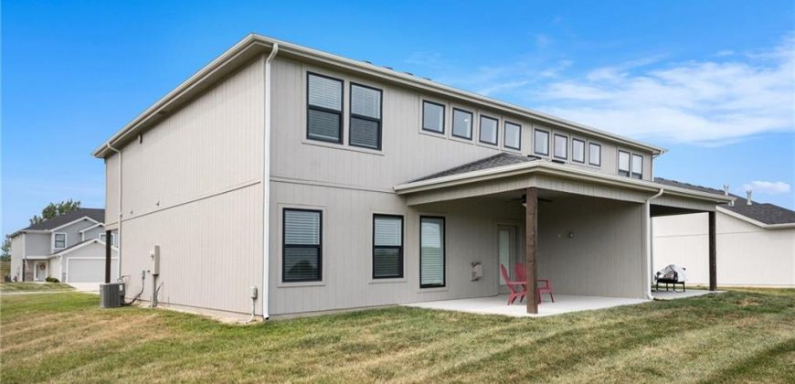 Homes for Sale in Smithville, MO 64089 | 707  Ridge Drive