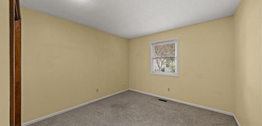 Homes for Sale in Kansas City, MO 64155 | 1005 NE 87th Terrace