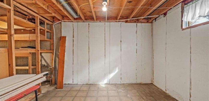 Homes for Sale in Kansas City, MO 64155 | 1005 NE 87th Terrace