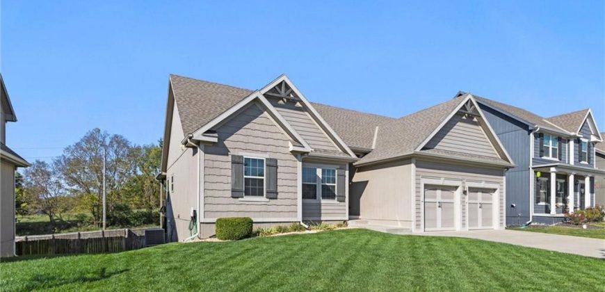 Homes for Sale in Kansas City, MO 64157 | 11700 N Farley Avenue