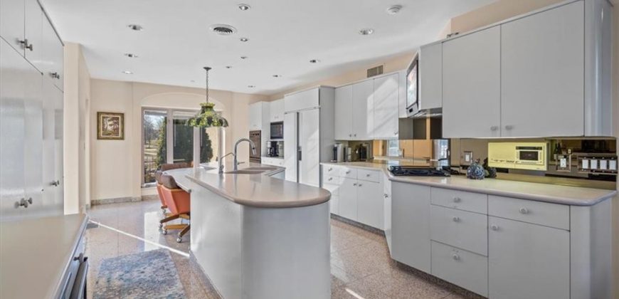 Homes for Sale in Kansas City, MO 64154 | 9800 N Revere Avenue Homes for Sale in Kansas City, MO 64154 | 9800 N Revere Avenue