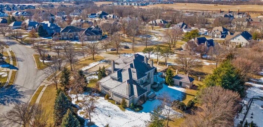 Homes for Sale in Kansas City, MO 64154 | 9800 N Revere Avenue Homes for Sale in Kansas City, MO 64154 | 9800 N Revere Avenue