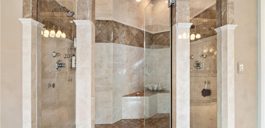 Homes for Sale in Parkville, MO 64152 | 6006  West Shore Court