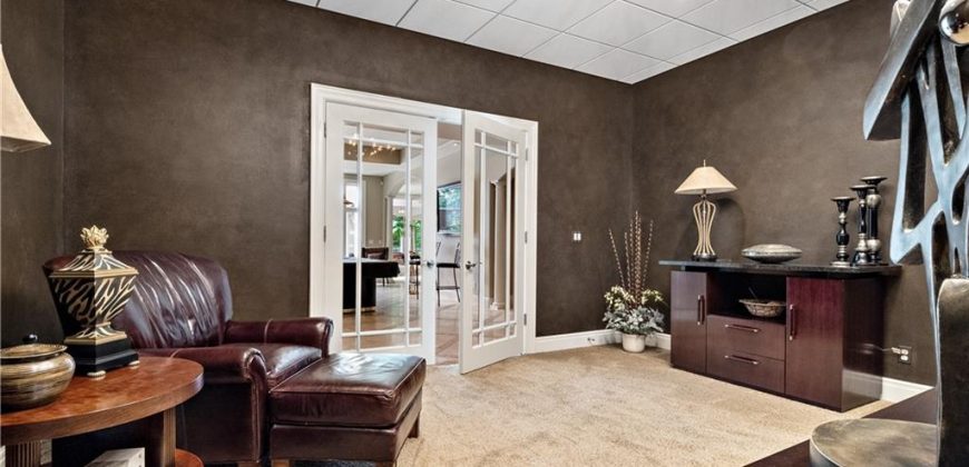 Homes for Sale in Parkville, MO 64152 | 6006  West Shore Court