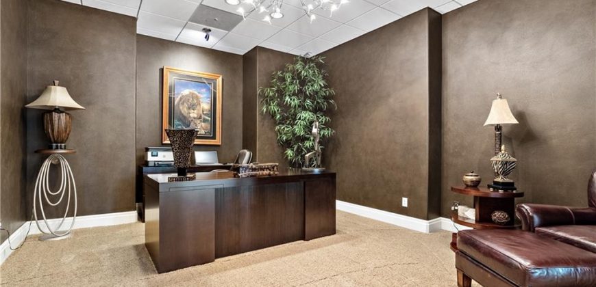 Homes for Sale in Parkville, MO 64152 | 6006  West Shore Court