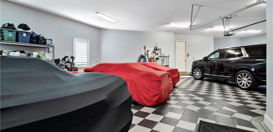 Homes for Sale in Parkville, MO 64152 | 6006  West Shore Court