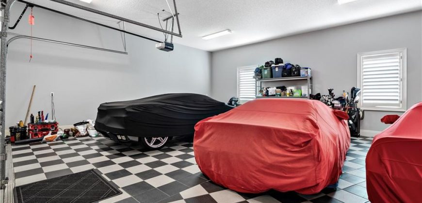 Homes for Sale in Parkville, MO 64152 | 6006  West Shore Court