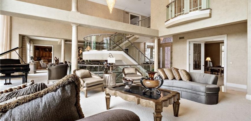 Homes for Sale in Parkville, MO 64152 | 6006  West Shore Court