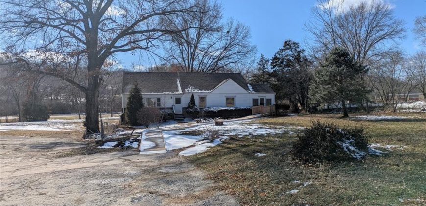 Homes for Sale in Kansas City, MO 64117 | 3834 NE Antioch Road