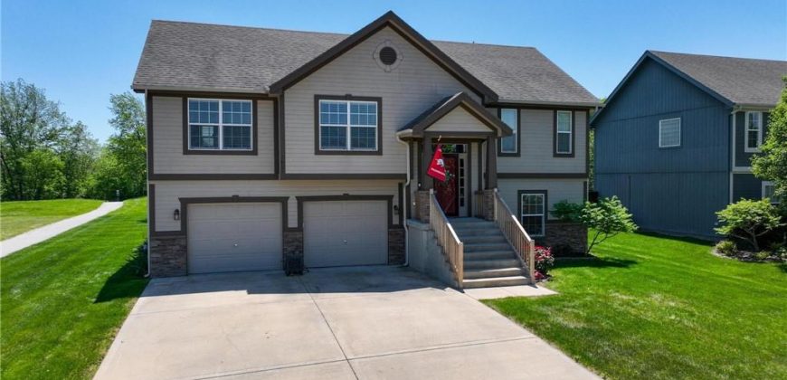 Homes for Sale in Kansas City, MO 64155 | 1037 NW 91st Terrace