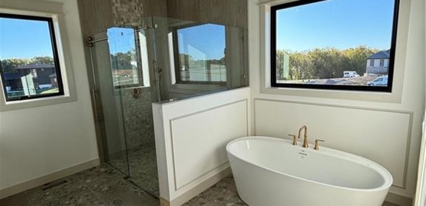 Homes for Sale in Parkville, MO 64152 | 7515 NW Fawn Circle