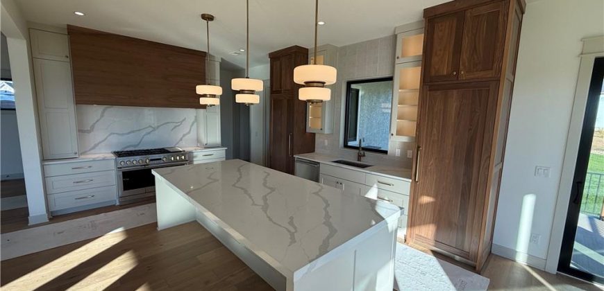 Homes for Sale in Parkville, MO 64152 | 7515 NW Fawn Circle