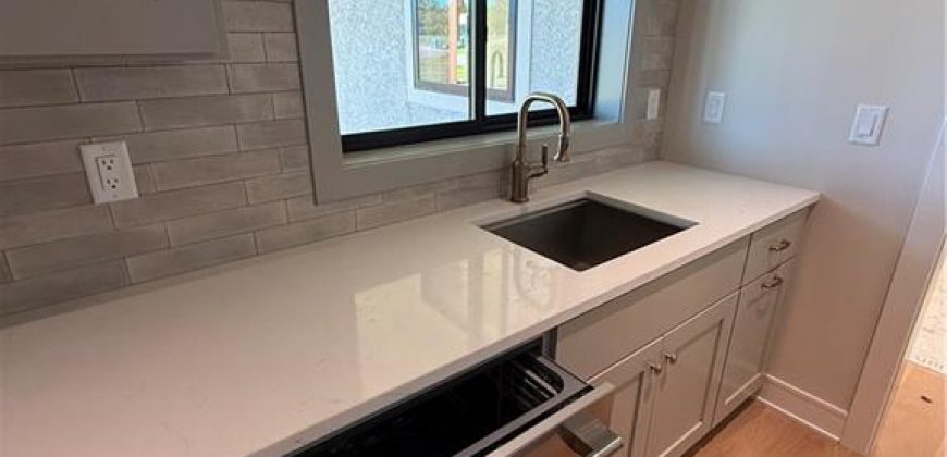 Homes for Sale in Parkville, MO 64152 | 7515 NW Fawn Circle