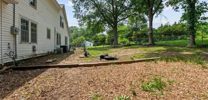 Homes for Sale in Smithville, MO 64089 | 402  Fifth Street