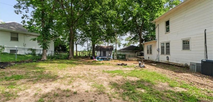 Homes for Sale in Smithville, MO 64089 | 402  Fifth Street