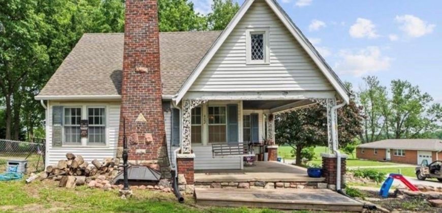 Homes for Sale in Smithville, MO 64089 | 402  Fifth Street