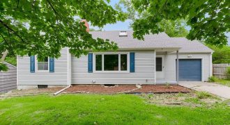 Homes for Sale in Kansas City, MO 64116 | 112 NE Northcrest Drive