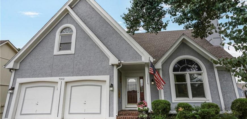 Homes for Sale in Kansas City, MO 64158 | 7312 N Manchester Avenue