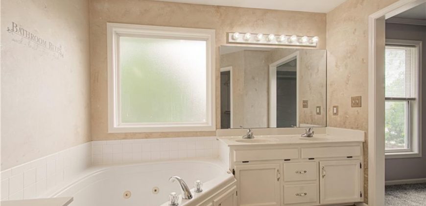 Homes for Sale in Kearney, MO 64060 | 2212  Blue Bell Terrace