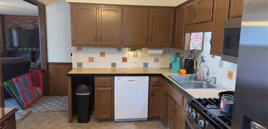 Homes for Sale in Claycomo, MO 64119 | 327 E Longfellow Street
