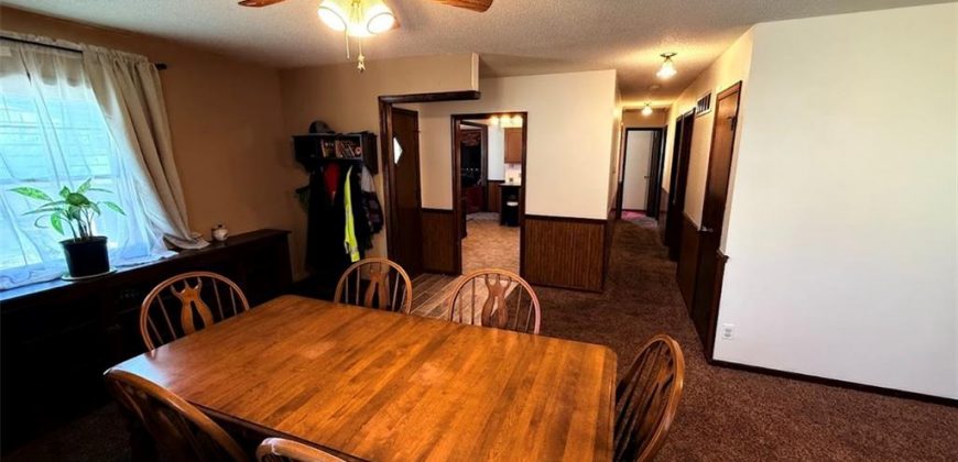 Homes for Sale in Claycomo, MO 64119 | 327 E Longfellow Street