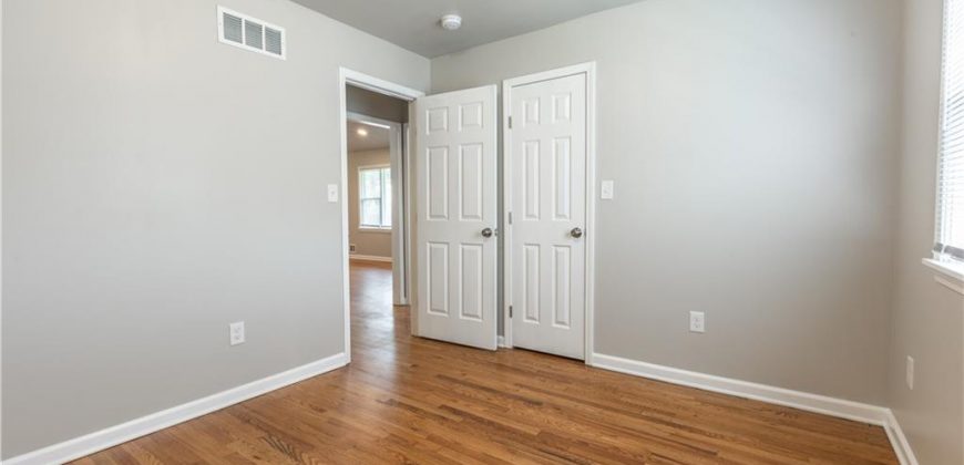 Homes for Sale in Liberty, MO 64068 | 420  Belmont Street