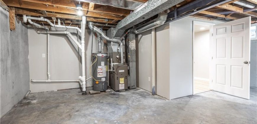 Homes for Sale in Liberty, MO 64068 | 420  Belmont Street