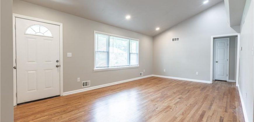 Homes for Sale in Liberty, MO 64068 | 420  Belmont Street