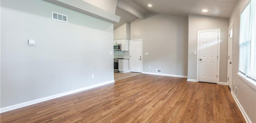 Homes for Sale in Liberty, MO 64068 | 420  Belmont Street