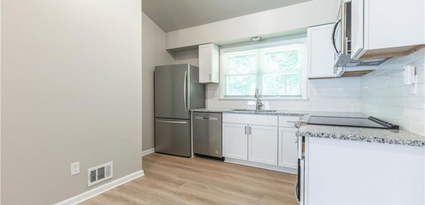 Homes for Sale in Liberty, MO 64068 | 420  Belmont Street