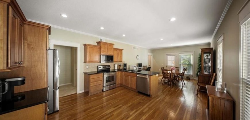 Homes for Sale in North Kansas City, MO 64116 | 513 E 29th Avenue