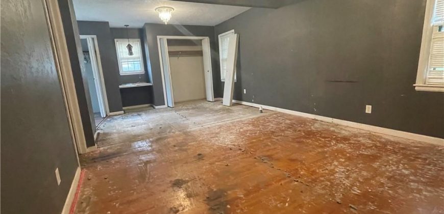 Homes for Sale in Kansas City, MO 64117 | 3237 NE 47th Terrace