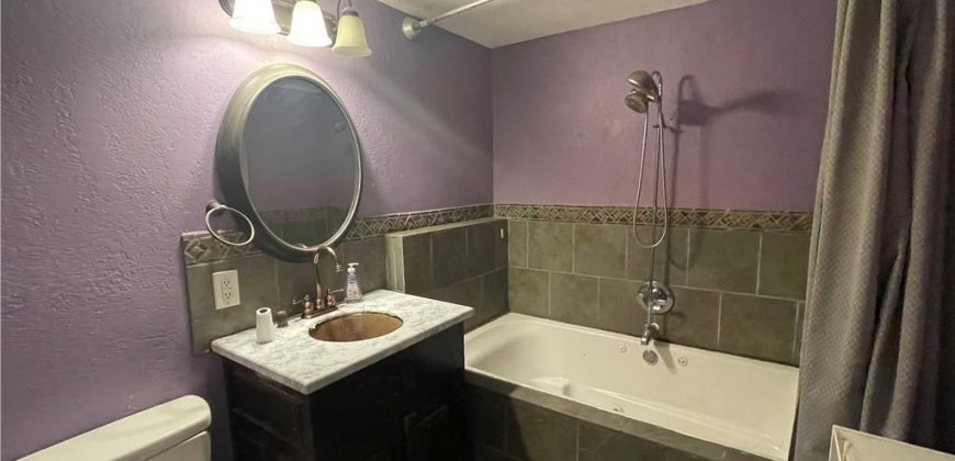 Homes for Sale in Kansas City, MO 64117 | 3237 NE 47th Terrace