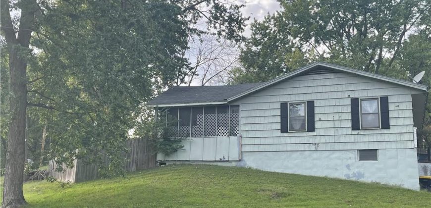 Homes for Sale in Kansas City, MO 64117 | 3237 NE 47th Terrace