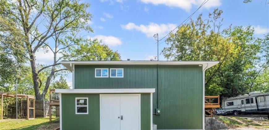 Homes for Sale in Parkville, MO 64152 | 7906  MO-9 Highway