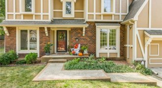Homes for Sale in Kansas City, MO 64151 | 7640 N Lucerne Court