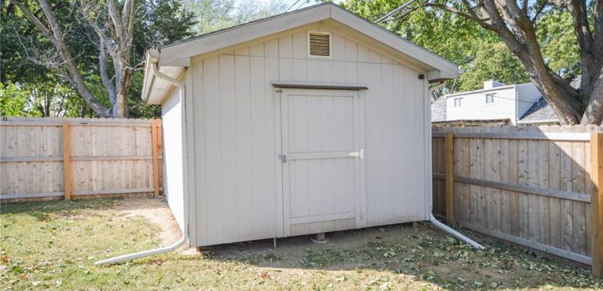 Homes for Sale in Kansas City, MO 64155 | 306 NE 88th Street