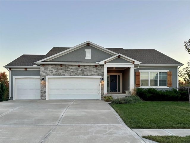 Homes for Sale in Kansas City, MO 64157 | 9015 NE 111th Place