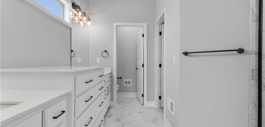 Homes for Sale in Kansas City, MO 64156 | 11017 N Bristol Avenue