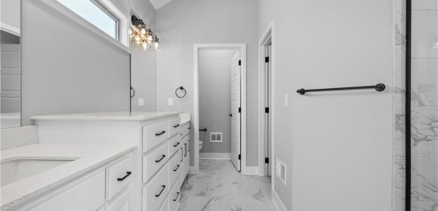 Homes for Sale in Kansas City, MO 64156 | 11017 N Bristol Avenue