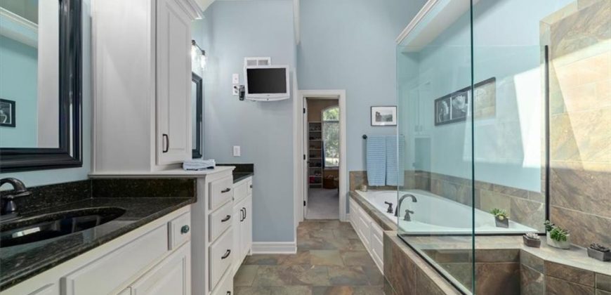 Homes for Sale in Kansas City, MO 64157 | 8541 N Donnelly Avenue